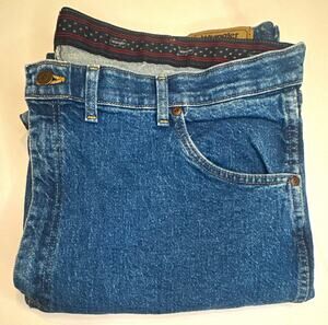 Wrangler Men's Blue Premium Quality Regular Fit Straight Denim Jeans Stretch